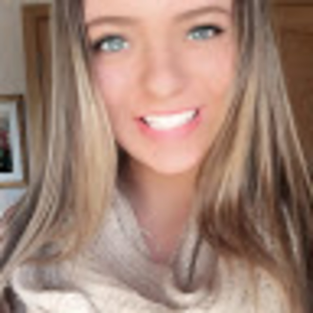 Meet your Posher, Cristina